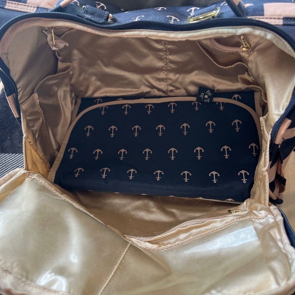 Ju-Ju-Be - Picture 3 of 4